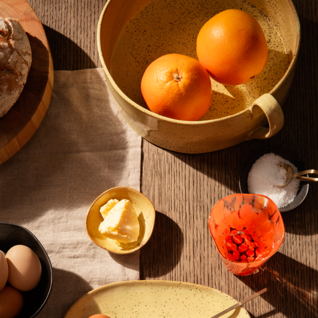 Versatile bowl for the dining table