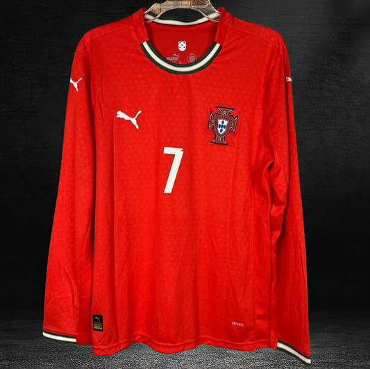 Portugal 2025 Home Long Sleeve Soccer Jersey Men's RONALDO #7